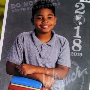 Meet your Posher, Adriel